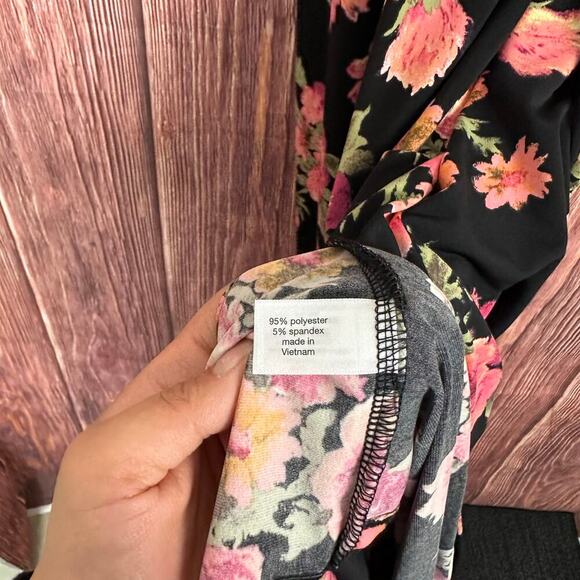 Lane Bryant Tie Halter Maxi Dress Floral Print Black & Pink NEW Size 22/24P - Picture 5 of 8